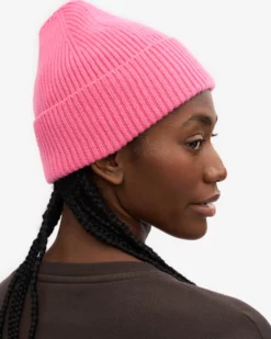 Merino Wool Beanie - Bubblegum Pink
