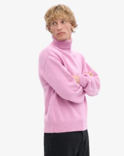 Merino Wool Turtleneck - Cherry Blossom