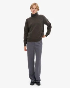 Merino Wool Turtleneck - Coffee Brown