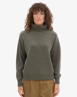 Merino Wool Turtleneck - Dusty Olive