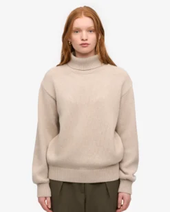Merino Wool Turtleneck - Ivory White