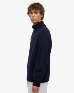 Merino Wool Turtleneck - Navy Blue
