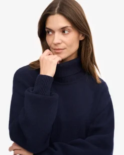 Merino Wool Turtleneck - Navy Blue