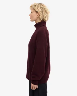 Merino Wool Turtleneck - Oxblood Red