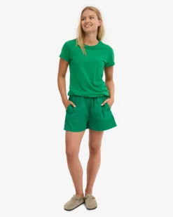 Women Organic Twill Shorts - Kelly Green